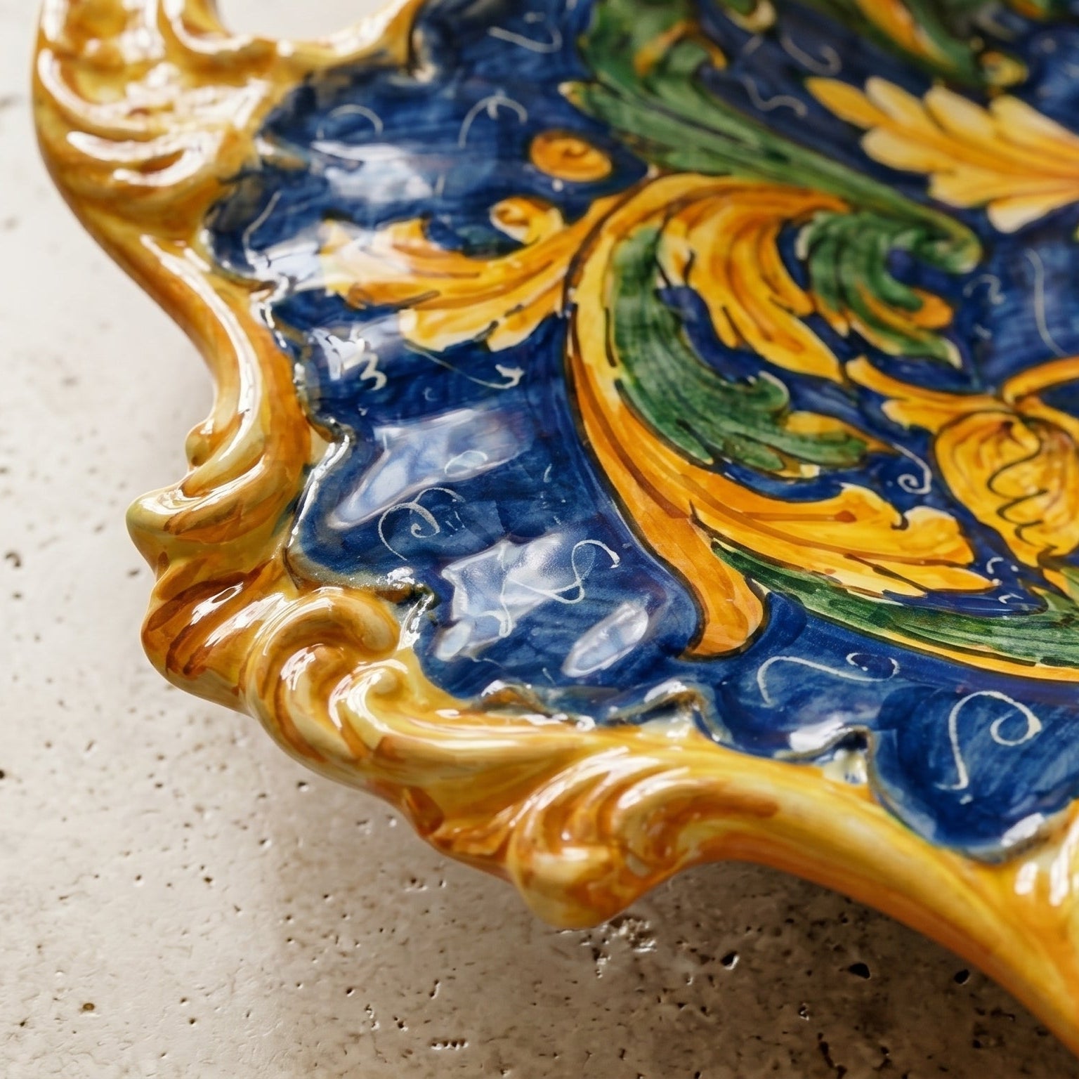 Centrotavola Barocco, Ornato Calatino. Ceramiche Sofia, Caltagirone