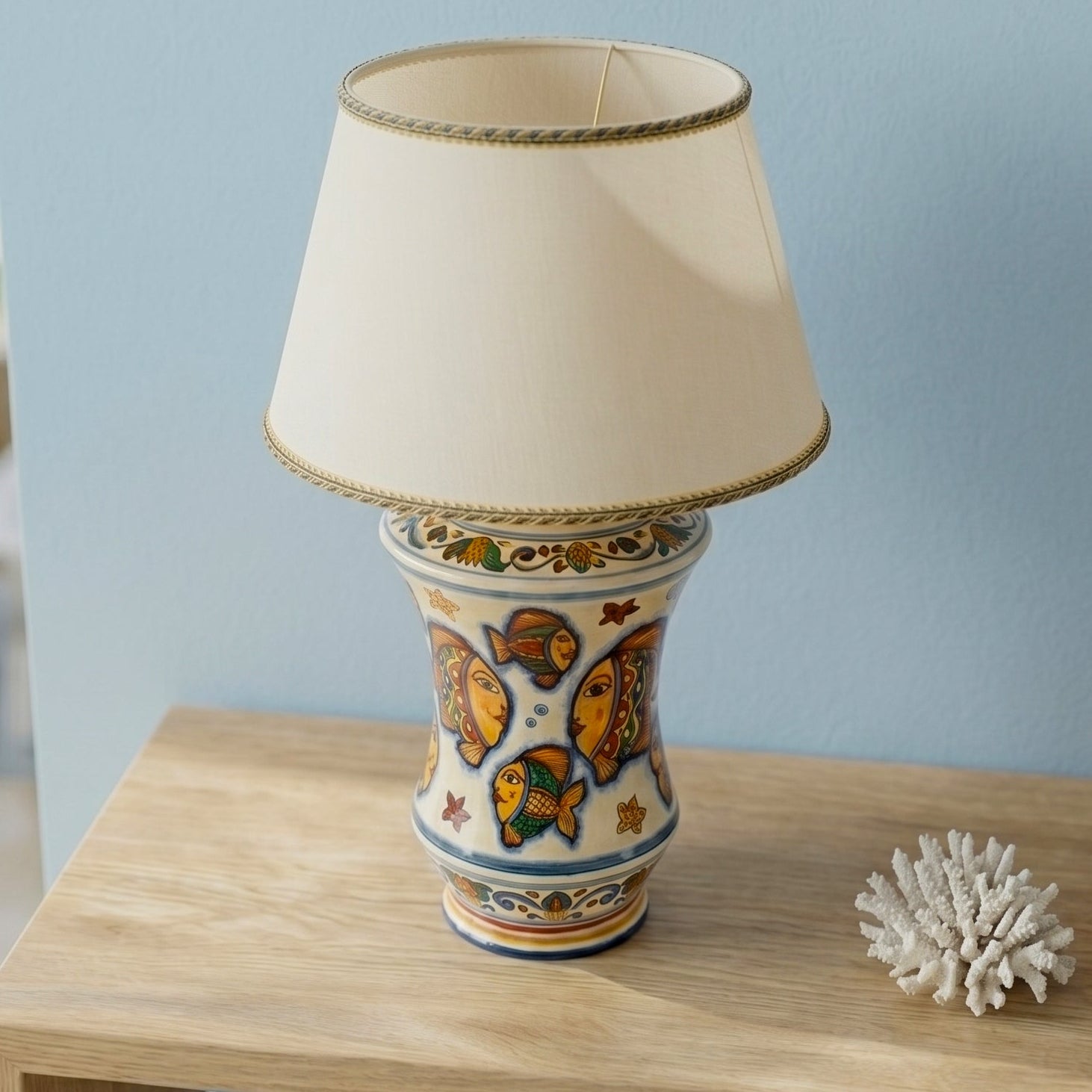 Lume Albarello, Decoro Pesci. Ceramica siciliana di Caltagirone, Sofia