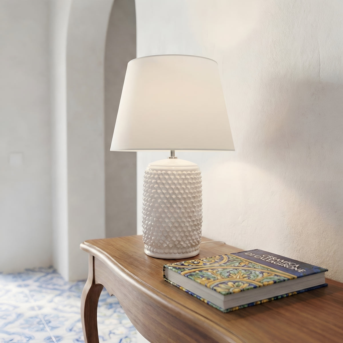 Lume Pigna Cilindro, White Line. Ceramiche Sofia, Caltagirone