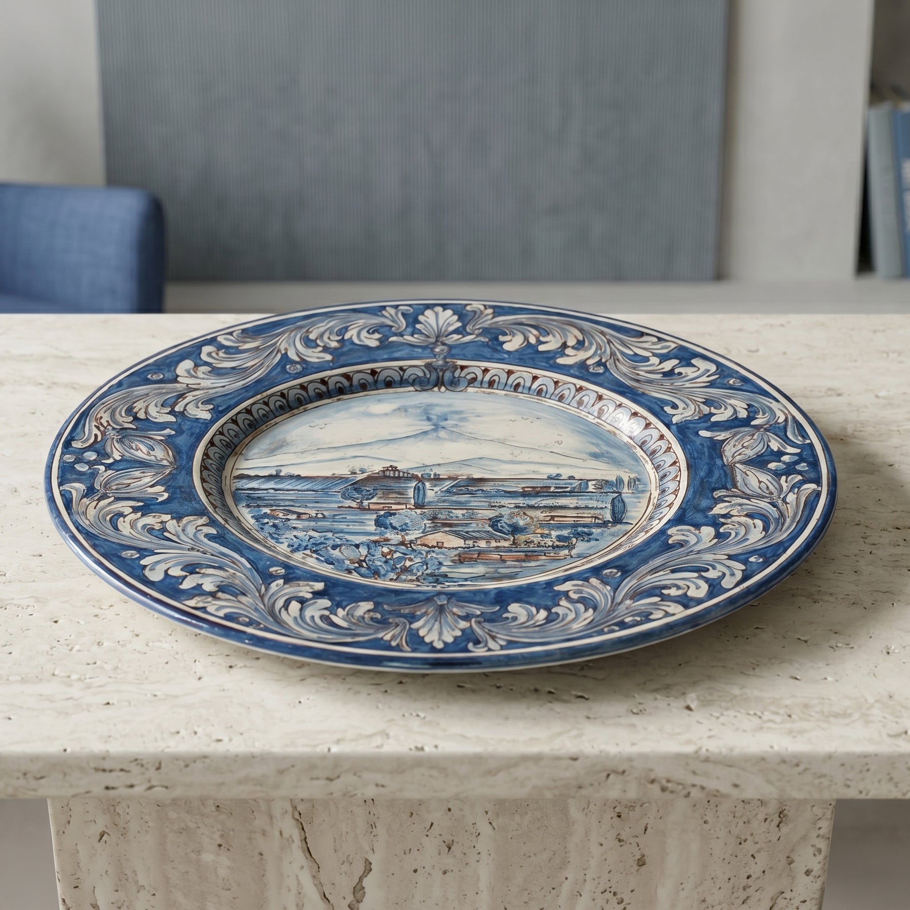 Piatto Cappello Prete, Paesaggio Etna, Mono Blu. Ceramiche Sofia, Caltagirone