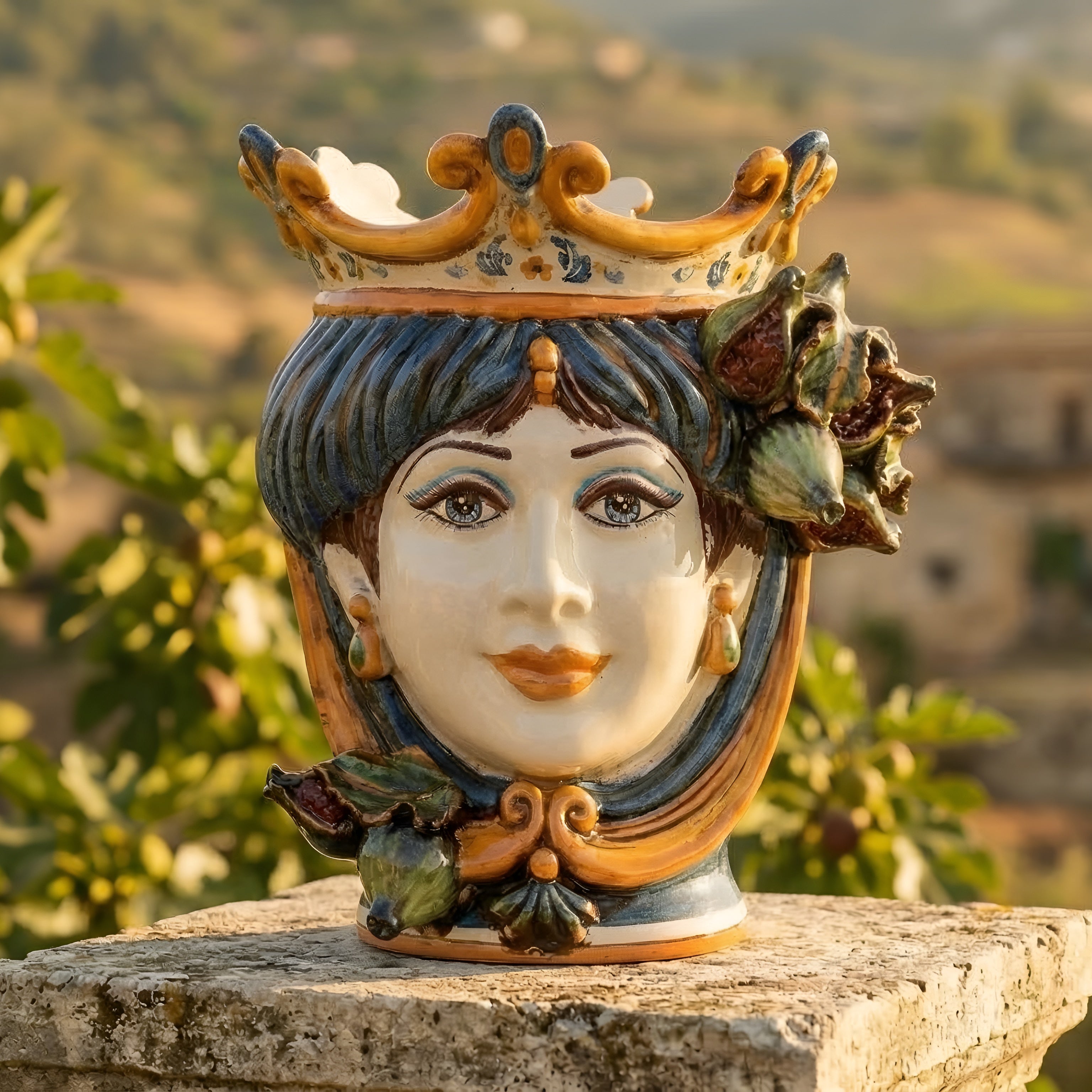 Testa di Moro con Fichi, Donna, Blu e Arancio, fico d'India in rilievo. Ceramiche Sofia, Caltagirone