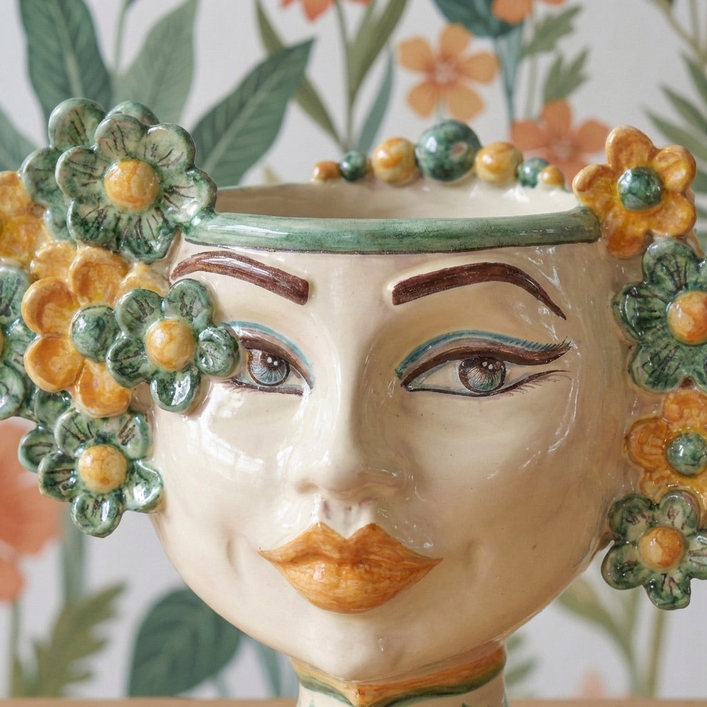 Testa di Moro con Fiori, Verde e Arancio. Ceramica siciliana di Caltagirone, Sofia