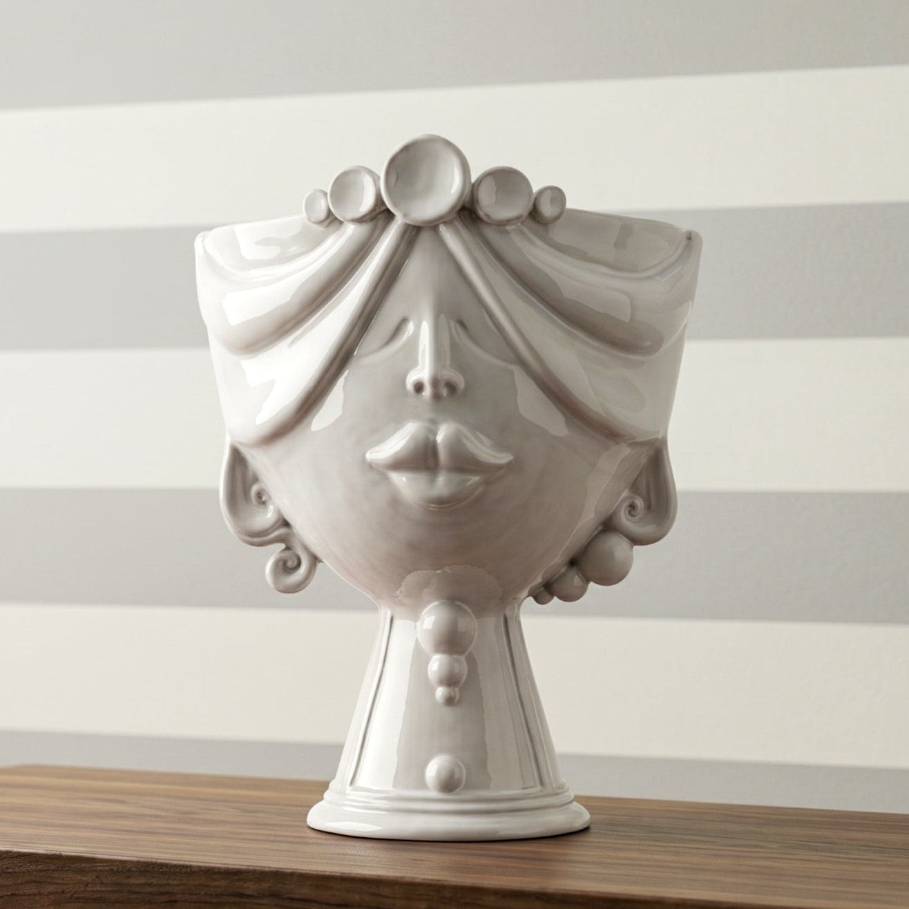Testa Zahira h 30 cm - Donna, White Line | Ceramica Caltagirone