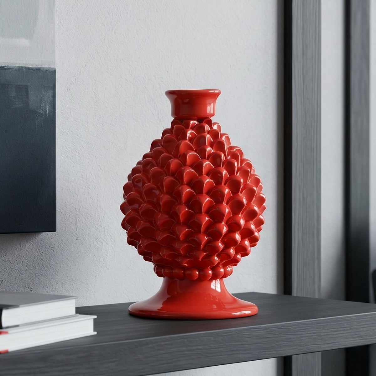 Portacandela a Pigna, Rosso Fuoco. Ceramica siciliana di Caltagirone, Sofia