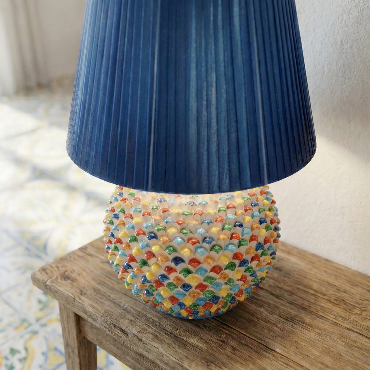 Lume a Palla Pigna Moderna. Ceramica siciliana di Caltagirone, Sofia