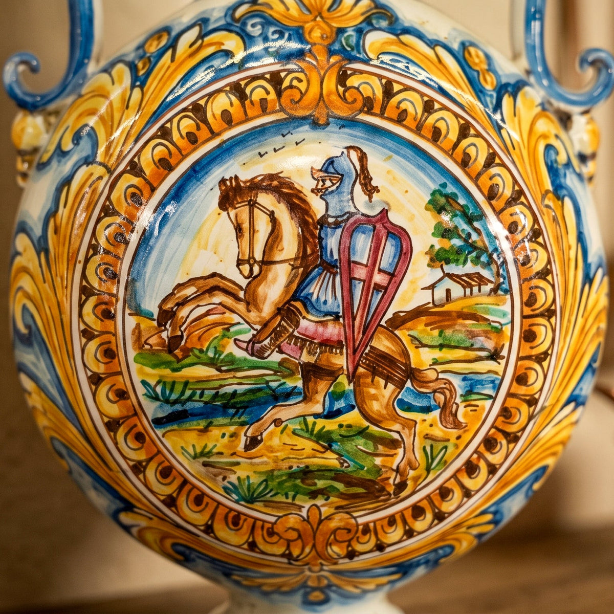 Fiasca a Ciambella in Ceramica di Caltagirone 23×32 cm - con Cavaliere, Antiche Riproduzioni