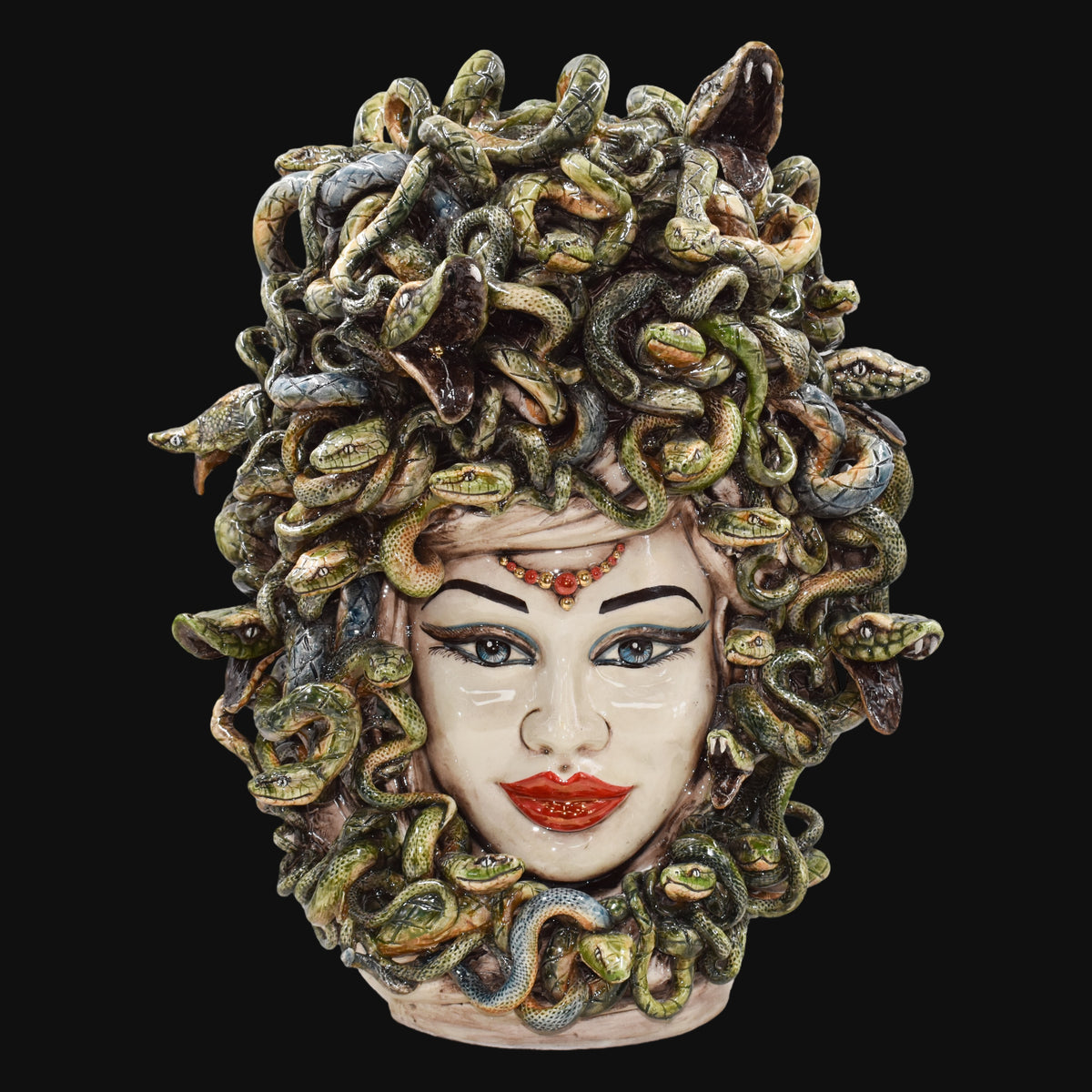 Testa Medusa, Madreperla Antichizzato, chioma di serpenti, mito greco. Ceramica siciliana di Caltagirone, Sofia