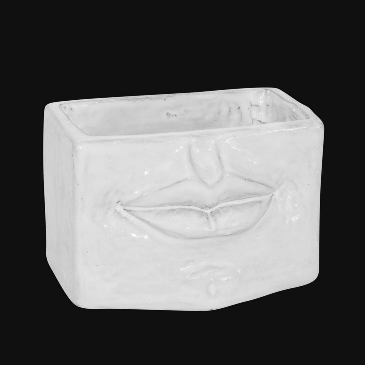 Scatola con Espressione, White Line, labbra, coperchio. Ceramiche Sofia, Caltagirone