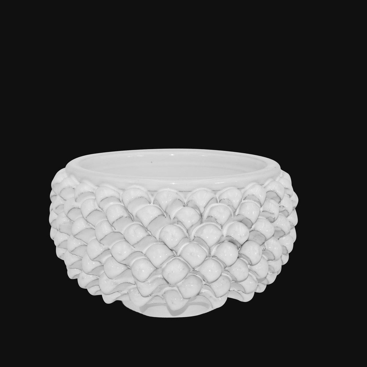 Vaso Mezza Pigna Senza Piede, White Line. Ceramica siciliana di Caltagirone, Sofia