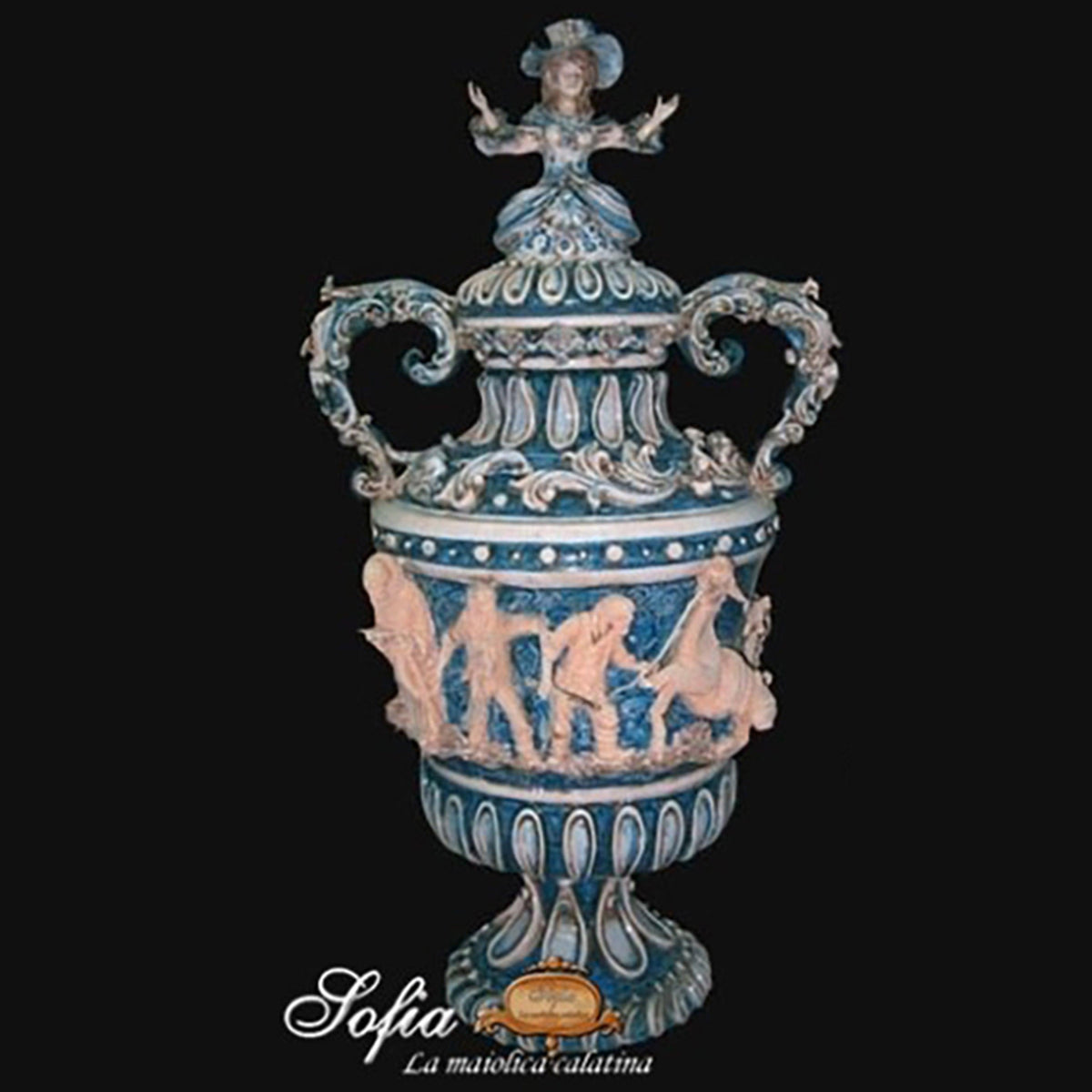 Vaso Monumentale Scenetta, Mono Blu, Serie Limitata, figure e dettagli e bianchi. Ceramiche Sofia, Caltagirone
