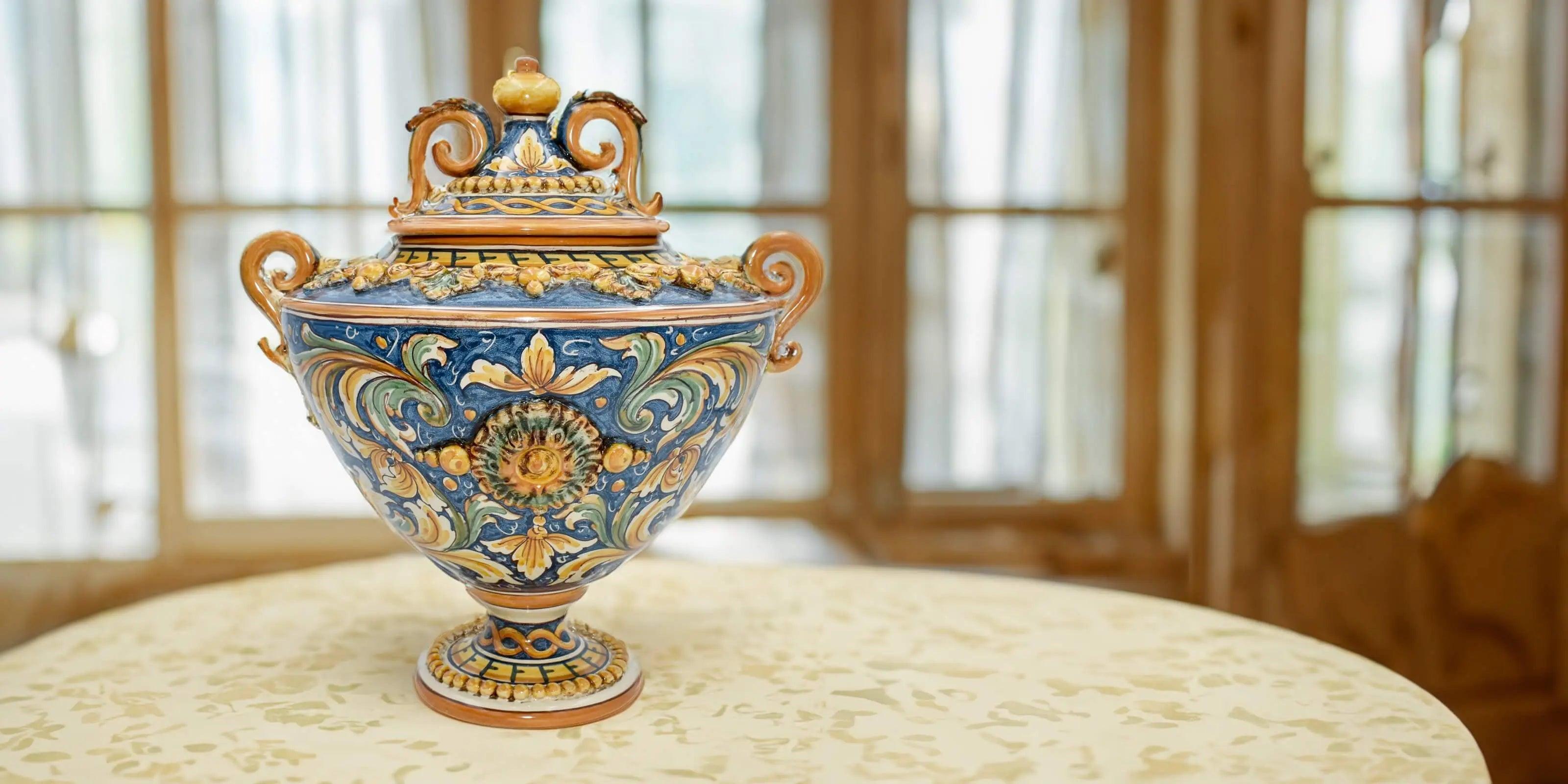 Potiche ceramica Caltagirone Sofia, decorata a mano, stile tradizionale siciliano
