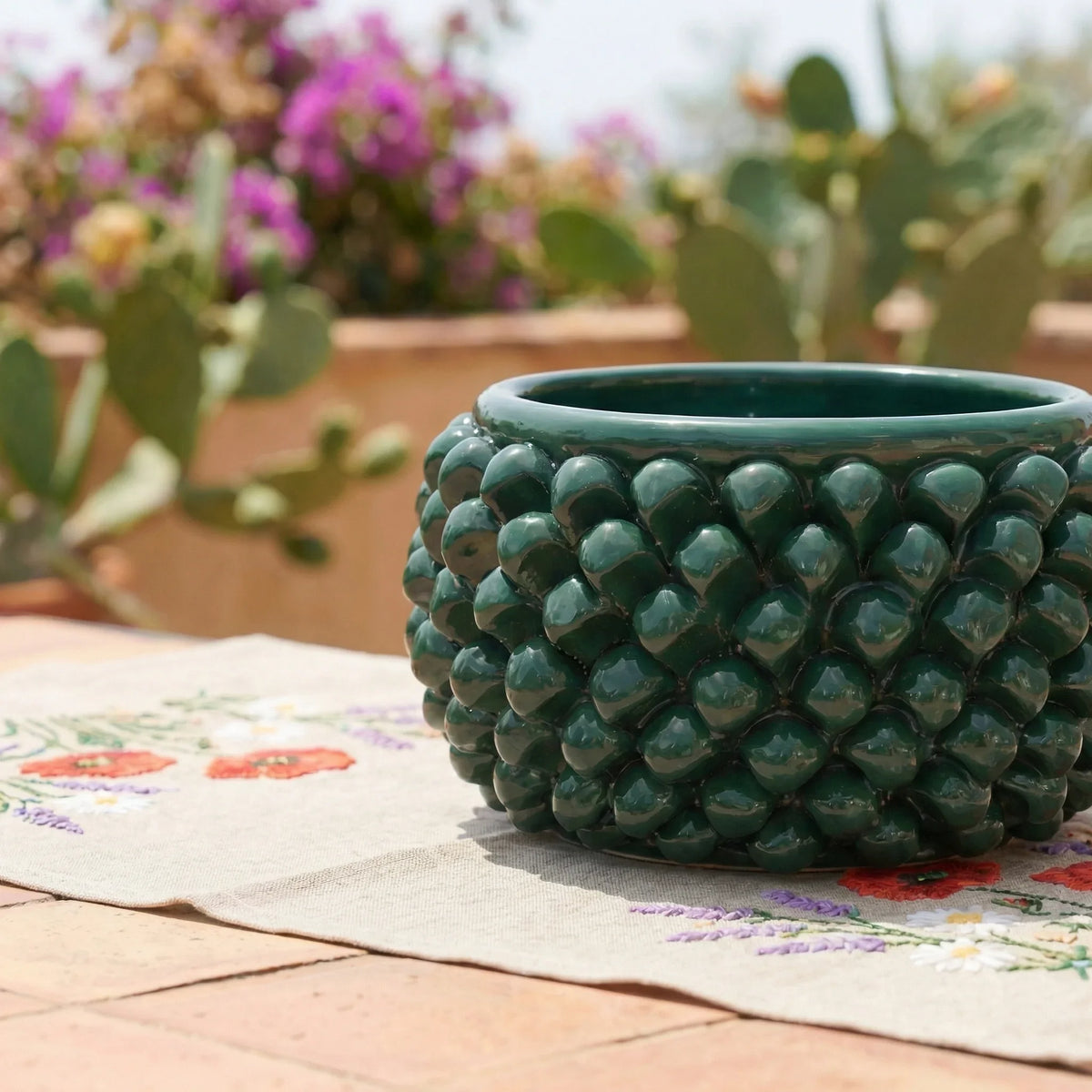 Vaso Mezza Pigna Senza Piede, Verde Antico. Ceramiche Sofia, Caltagirone