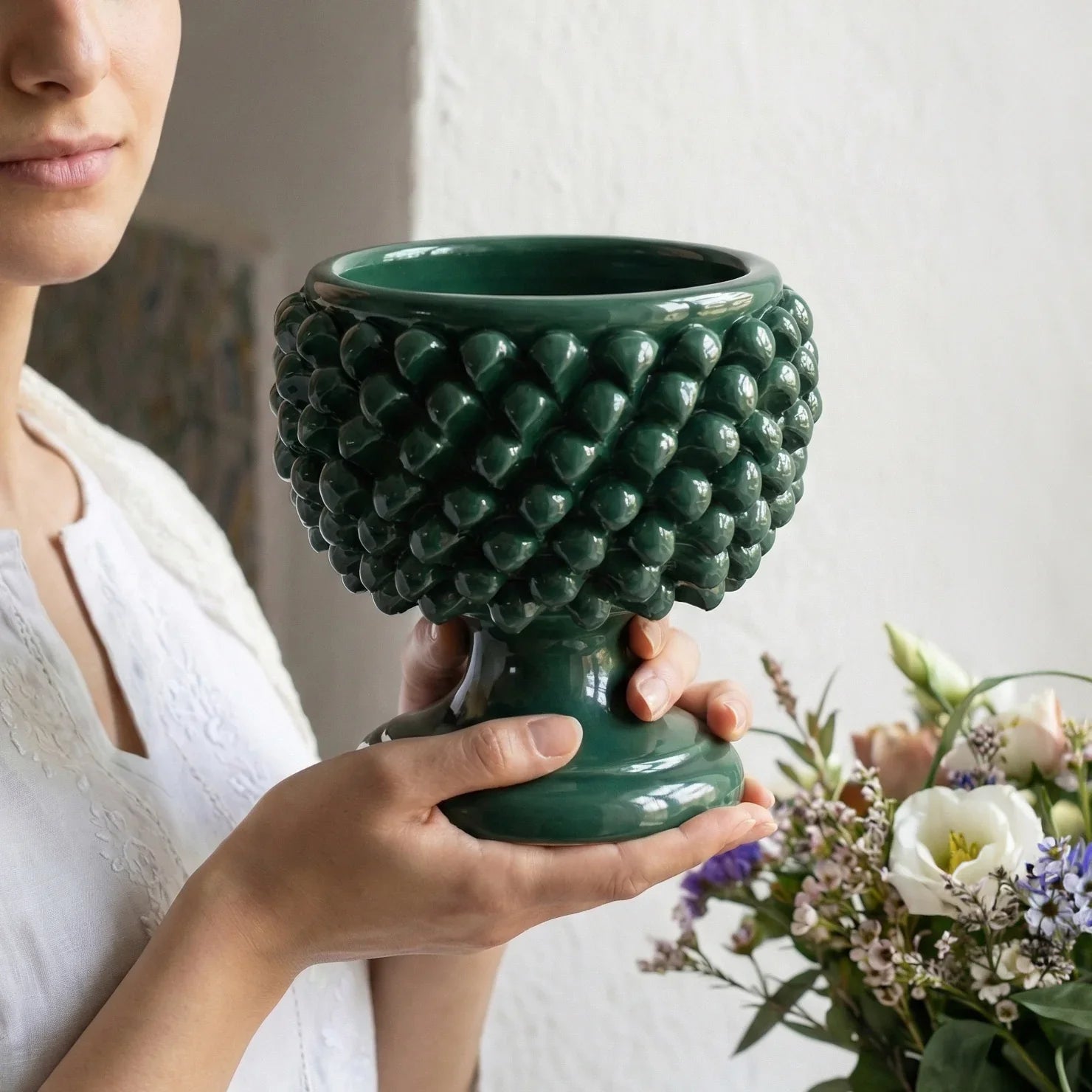 Vaso Mezza Pigna, Verde Antico. Ceramiche Sofia, Caltagirone