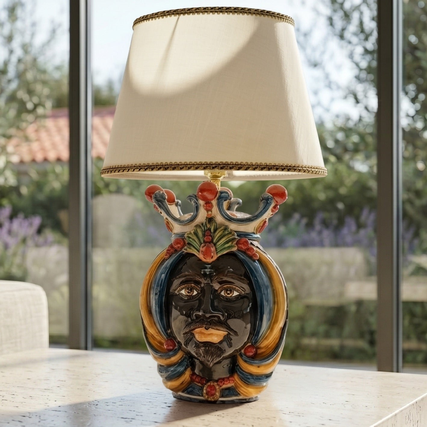 Lume a Testa, Maschio Moro, Blu e Arancio. Ceramica siciliana di Caltagirone, Sofia