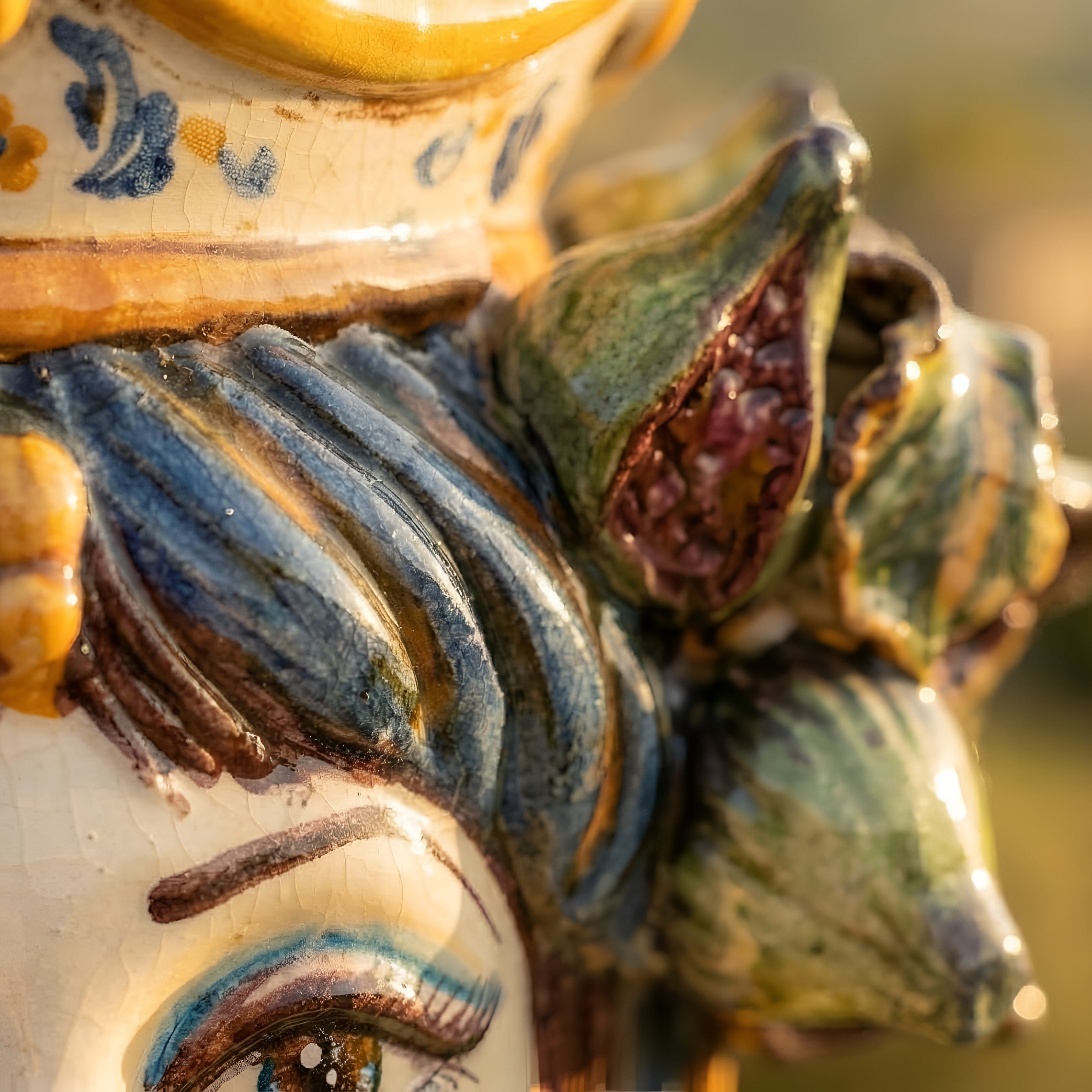 Testa di Moro con Fichi, Donna, Blu e Arancio, fico d'India in rilievo. Ceramiche Sofia, Caltagirone
