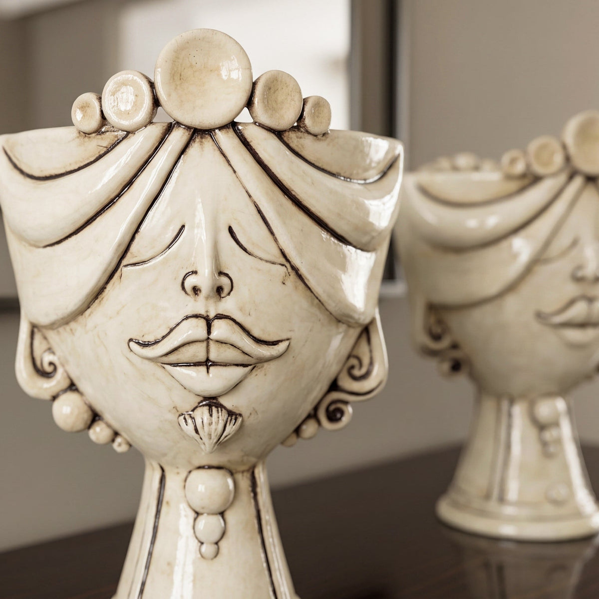 Testa Zahira h 30 cm - Uomo, Madreperla Antichizzato | Ceramica Caltagirone