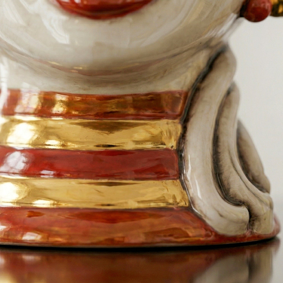 Testa di Moro Aisha, Donna, Madreperla Antichizzato Oro e Lustri, oro zecchino. Ceramiche Sofia, Caltagirone