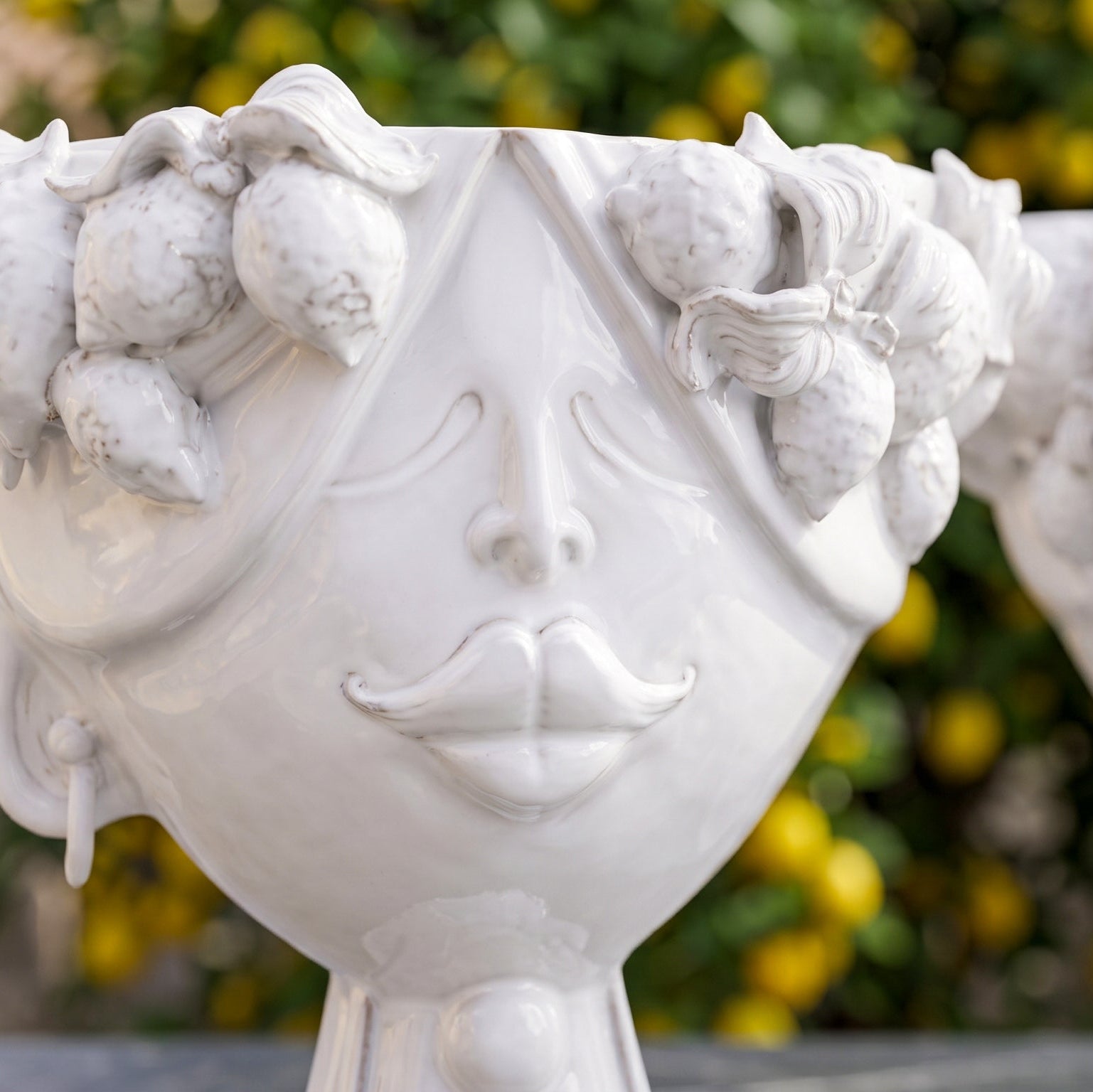 Testa Zahira con Limoni h 30 cm - Donna, White Line | Ceramica Caltagirone