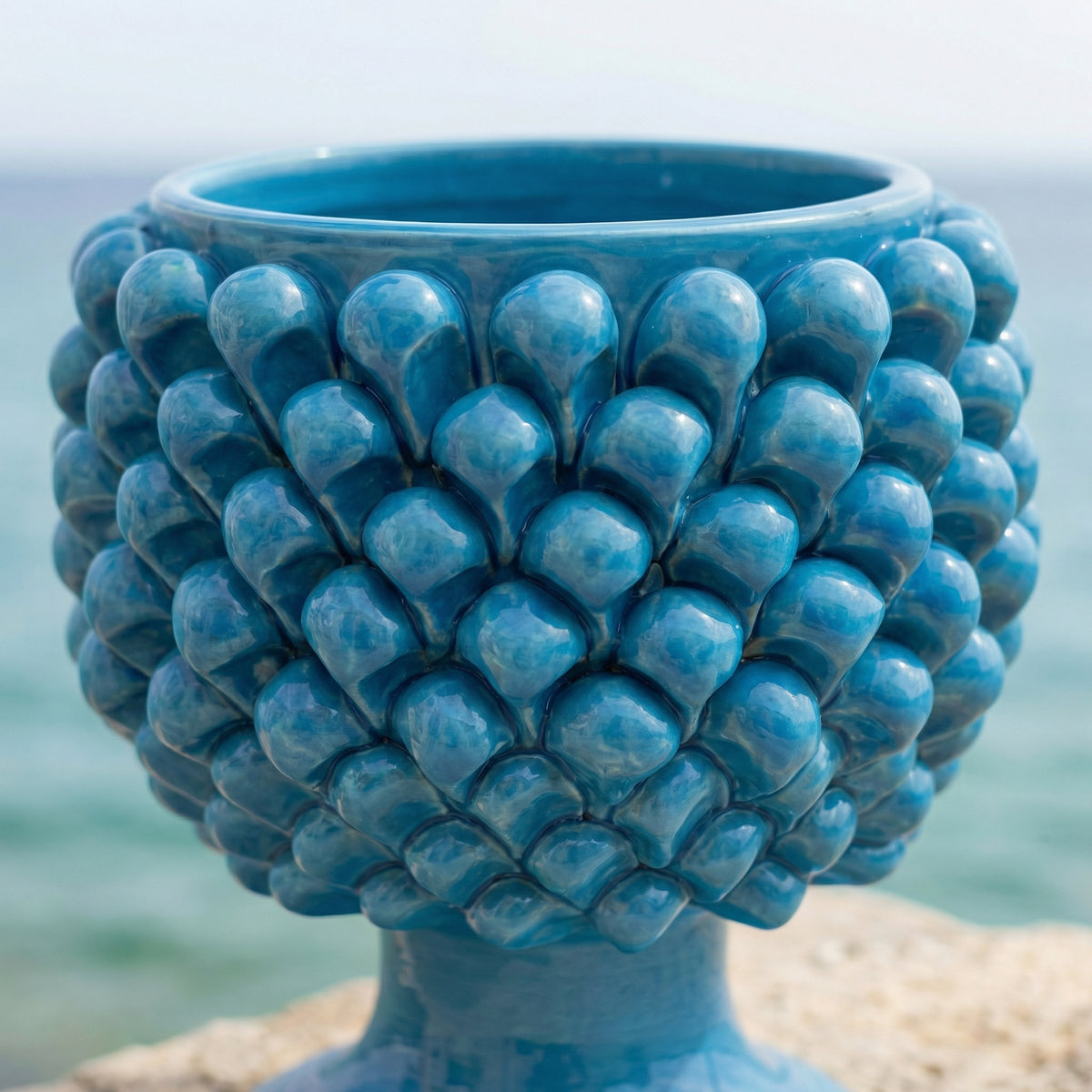 Vaso Mezza Pigna, Turchese, scaglie. Ceramiche Sofia, Caltagirone