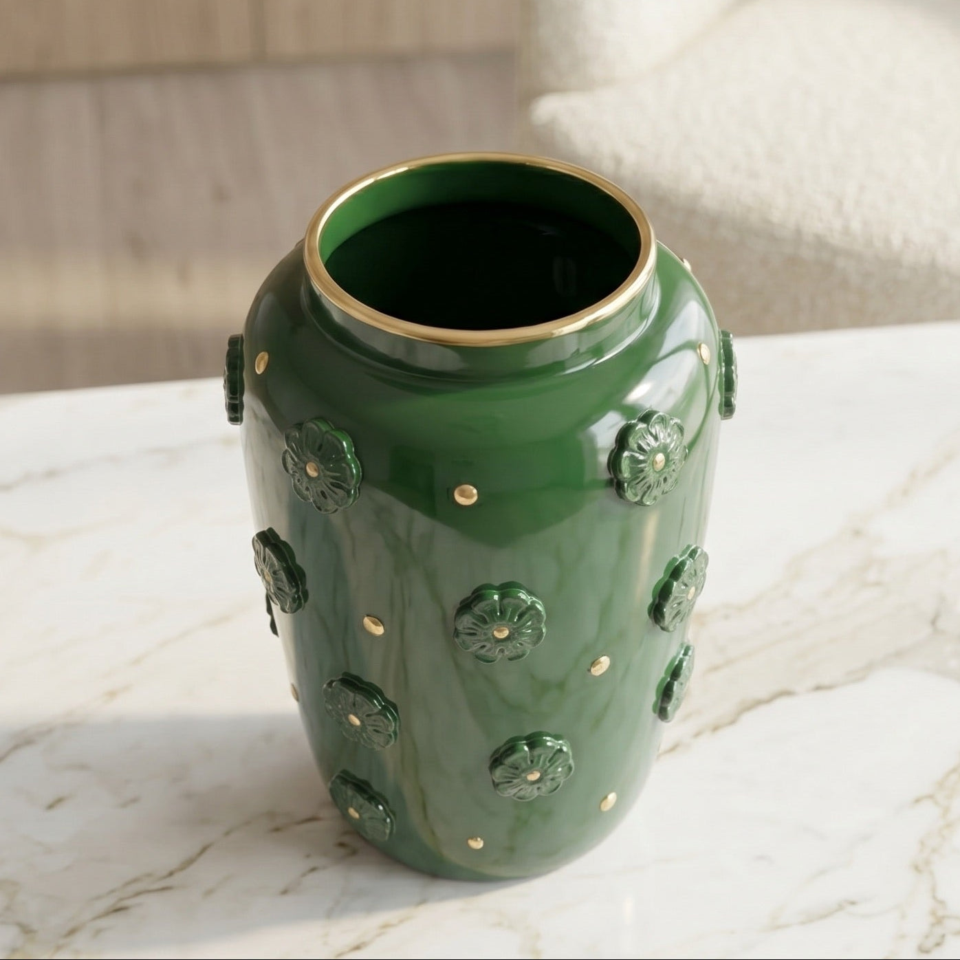 Vaso, Rosone, Verde Antico e Oro. Ceramica siciliana di Caltagirone, Sofia