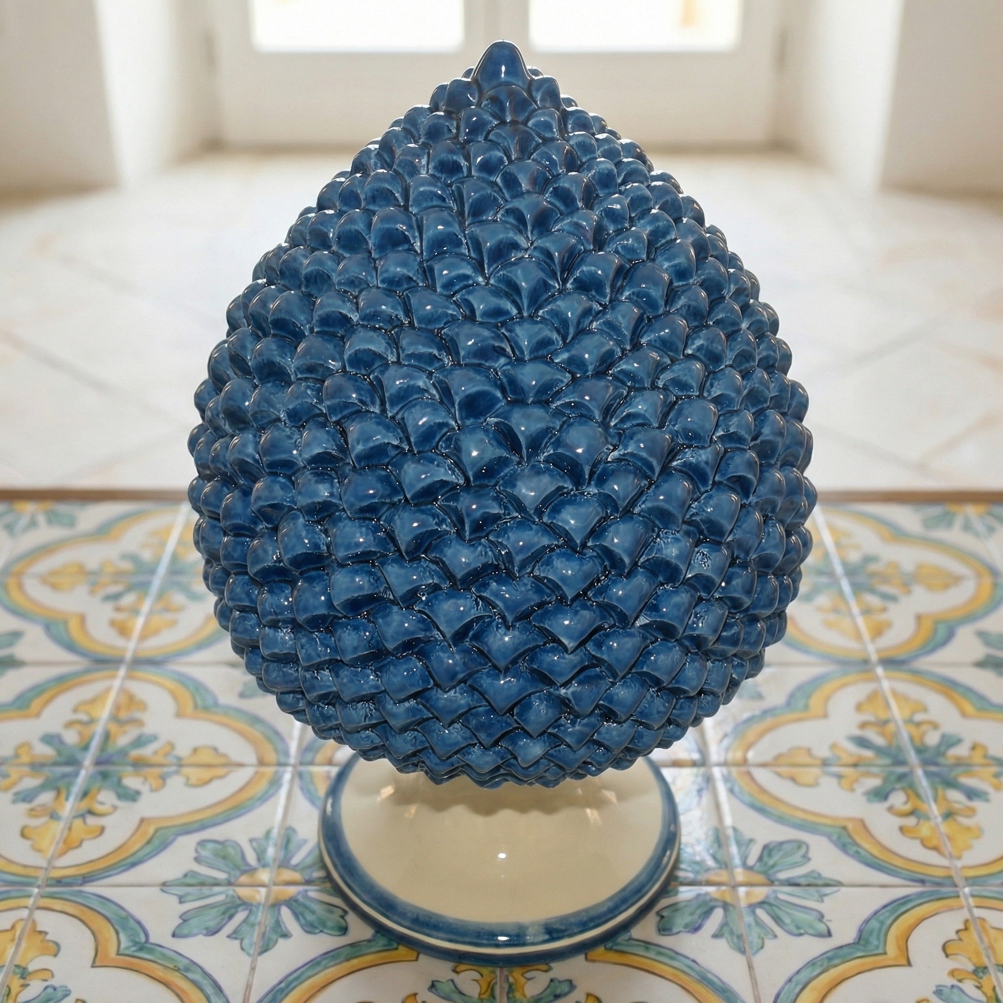 Pigna Artigianale, Mono Blu, scaglie. Ceramica siciliana di Caltagirone, Sofia