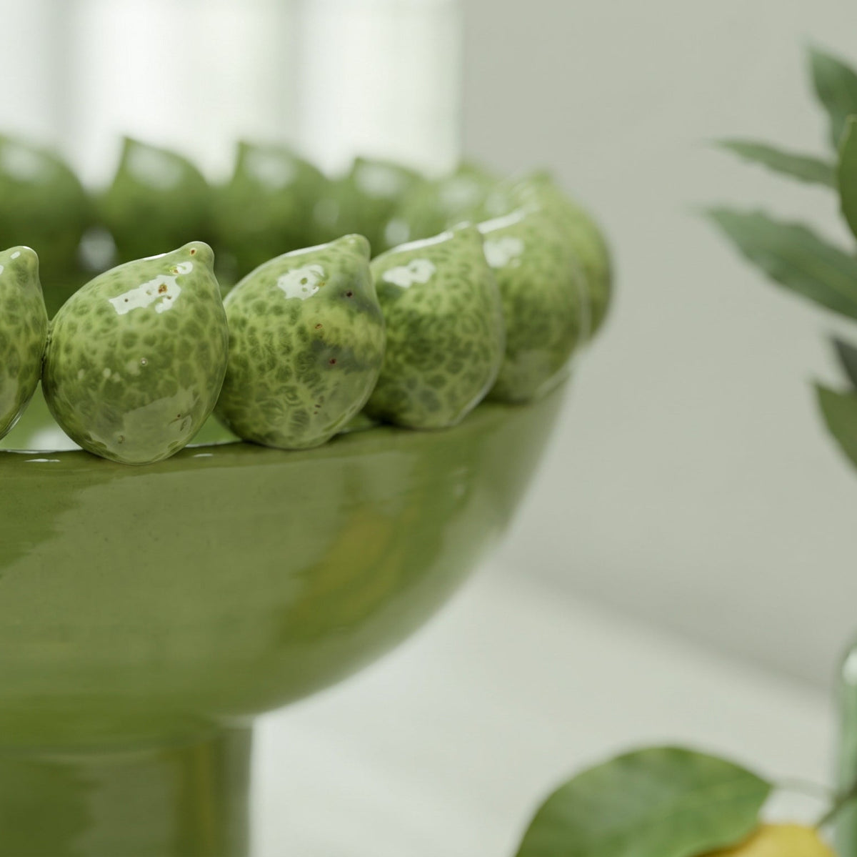Alzata con Limoni Siciliani in Ceramica di Caltagirone Ø 23/33/45 cm - Verde Foglia
