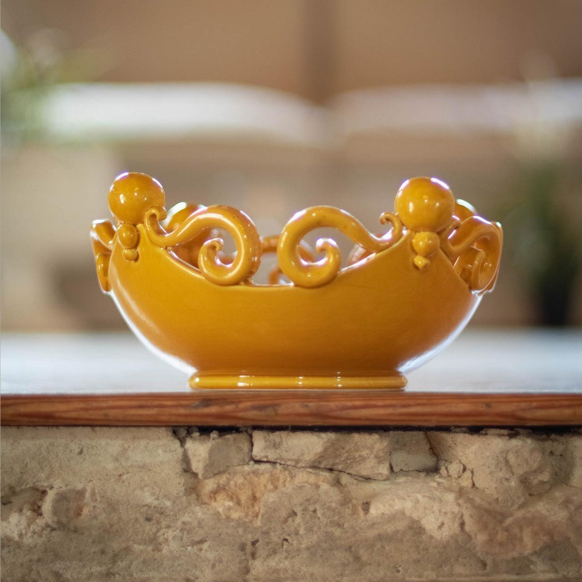 Centrotavola Pallina, Senape. Ceramiche Sofia, Caltagirone