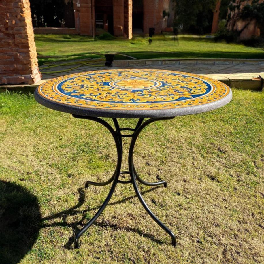 Tavolo in Pietra Lavica di Caltagirone, Ornato Fondo Blu, decoro giallo e su erba. Ceramica siciliana di Caltagirone, Sofia