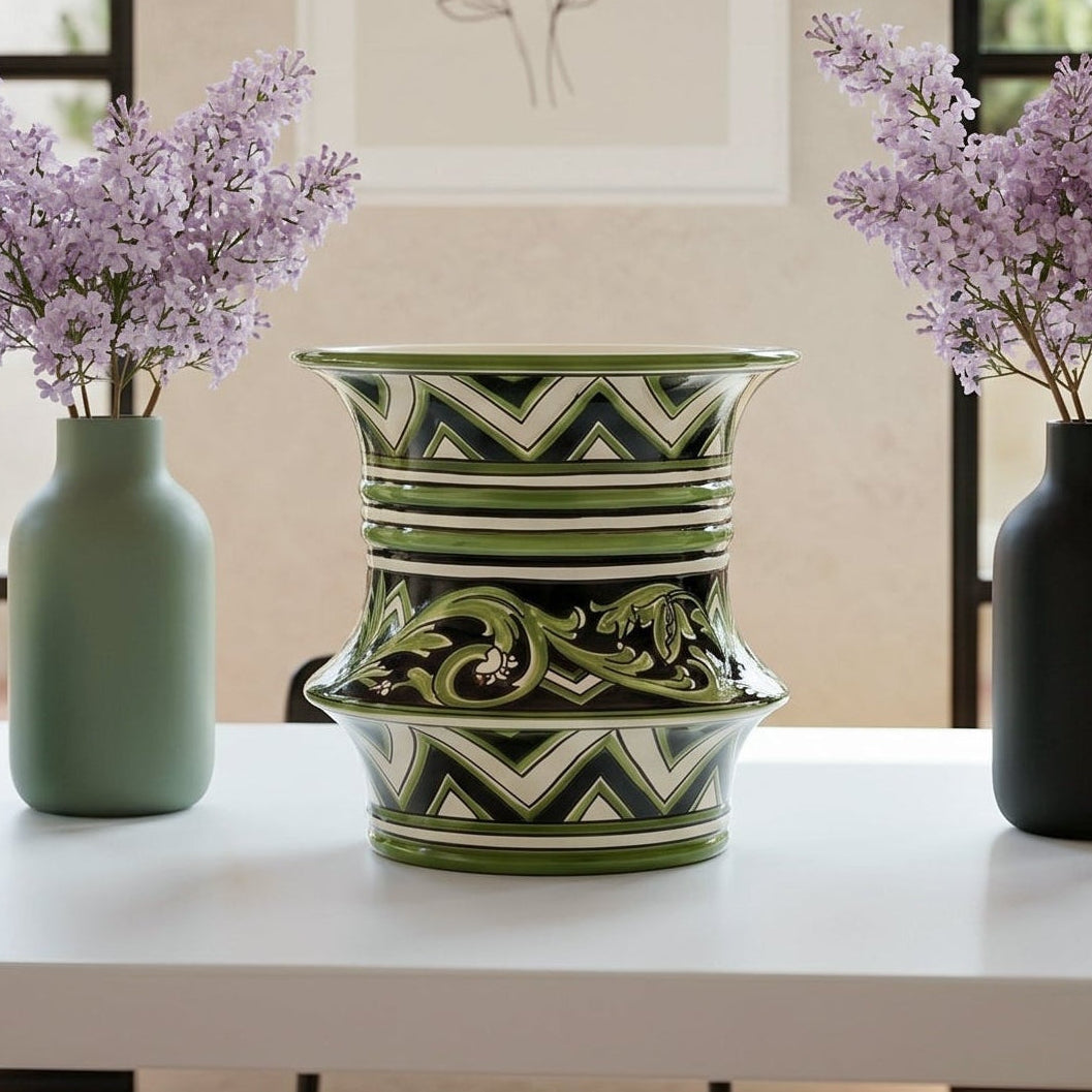 Vaso cilindro a fasce, Linea Parigi Nero e Verde, fiori. Ceramica siciliana di Caltagirone, Sofia