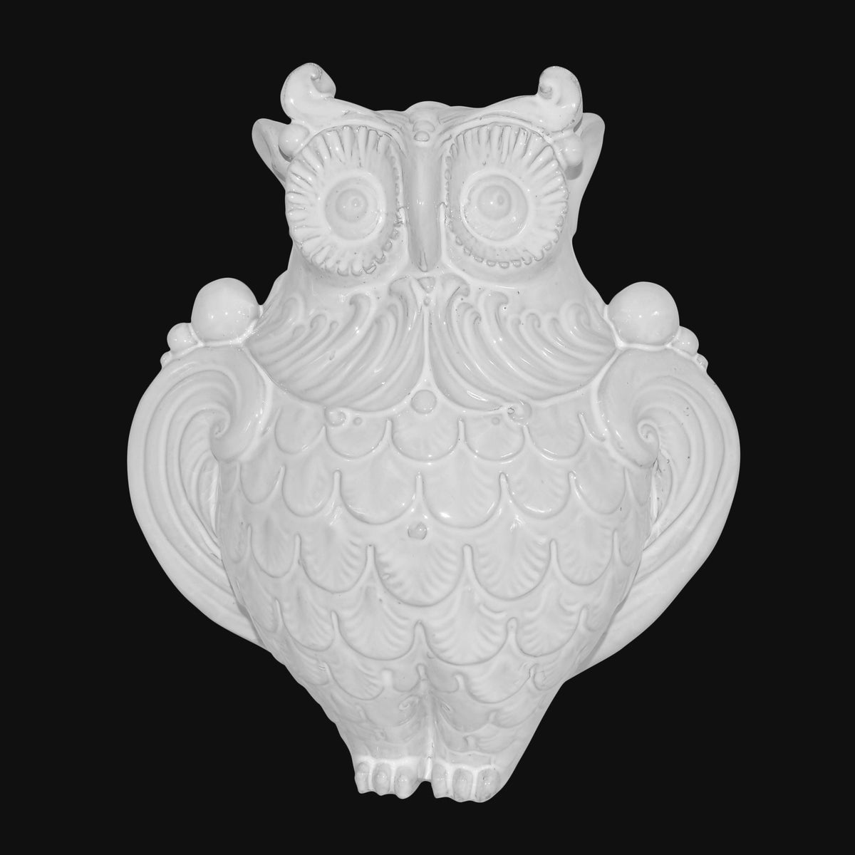 Ceramica bianca gufo fatta a mano, stile Caltagirone, dettagli scolpiti e design unico
